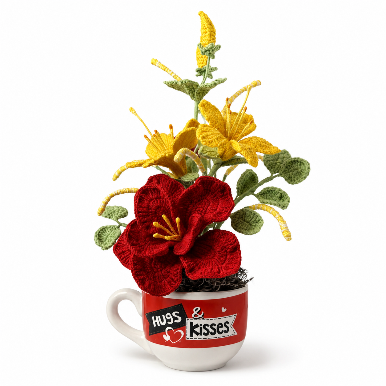 Handmade crocheted floral decoration ceramic cup - embrace and kiss romantic floral desk decoration, crocheted bouquet - unique home and office gift, suitable for birthday, Valentine's Day