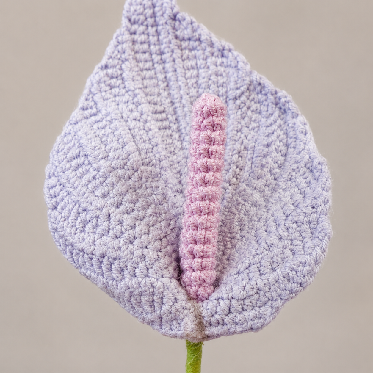 Hand-knitted flower candle stem, white artificial flower decoration, long stem yarn flower for vase, home office desk decoration, women's gift