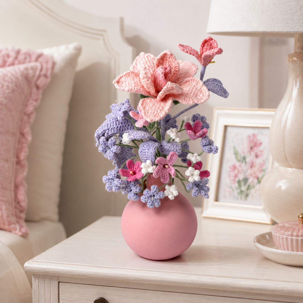 Hand-knitted pink and purple romantic flower arrangement | Knitted artificial flower arrangement home decoration | Decorative desk and living room center decoration, gift for women