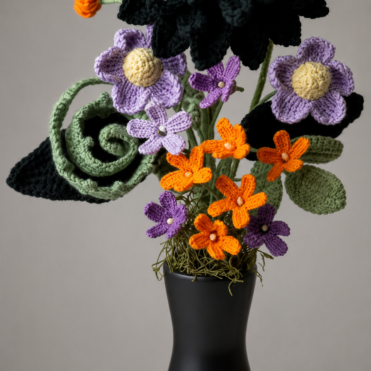 Handmade Crochet Skull Flower Arrangement in Black Vase | Gothic Halloween Home Decor | Unique Amigurumi Floral Centerpiece Gift