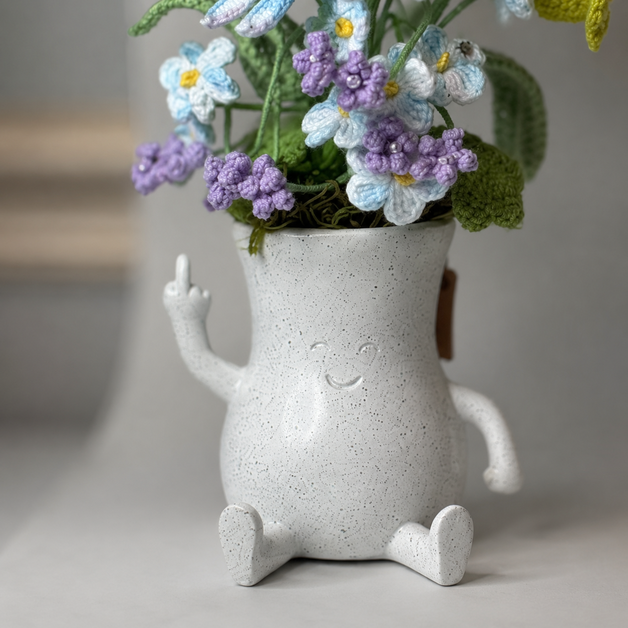 Hand-knitted blue chrysanthemum bouquet placed in a smiling ceramic vase | Home decoration arrangement | Table centerpiece decoration gift